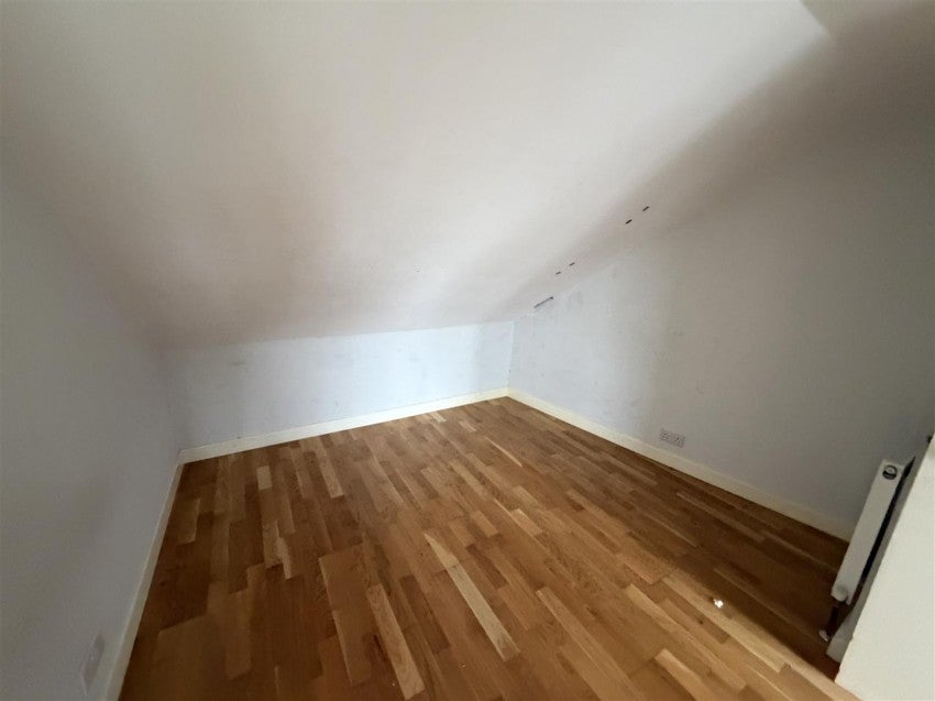 Flat Kingsley Road in Greater London