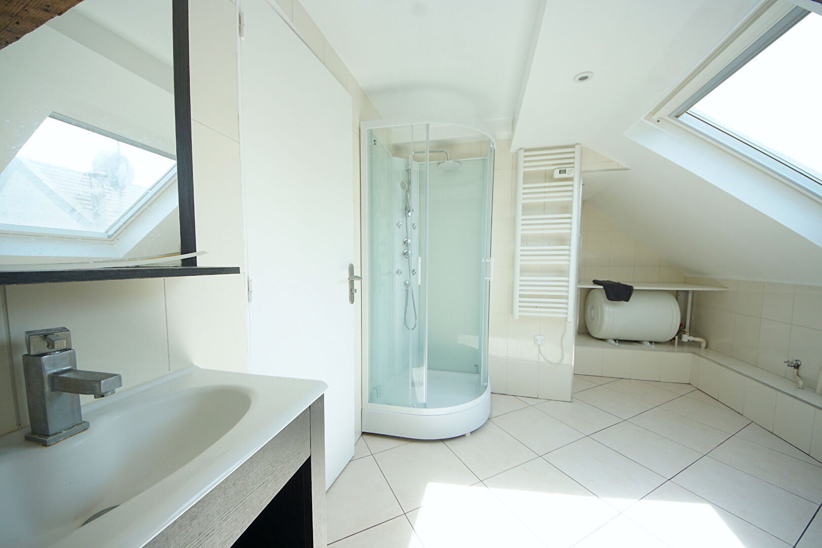 Appartement Place Léon Cassé à Corbeil-Essonnes