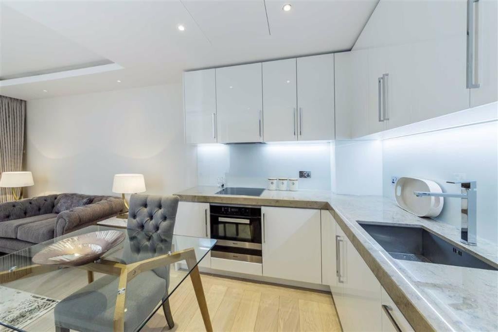 Flat Aldwych in City of Westminster