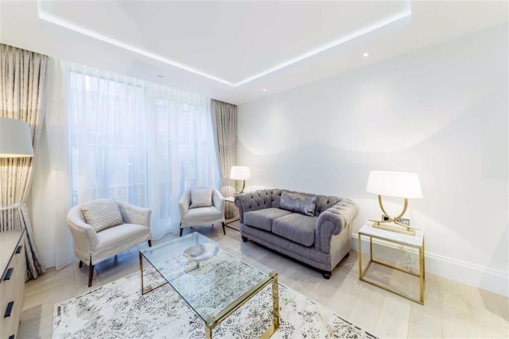 Flat Aldwych in City of Westminster