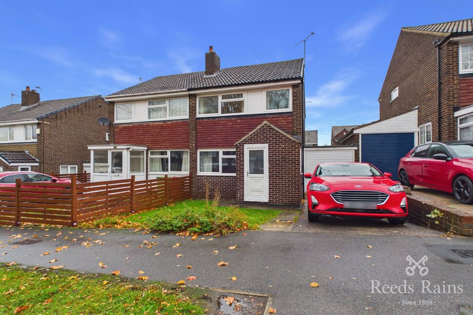 House Cedar Close in Killamarsh