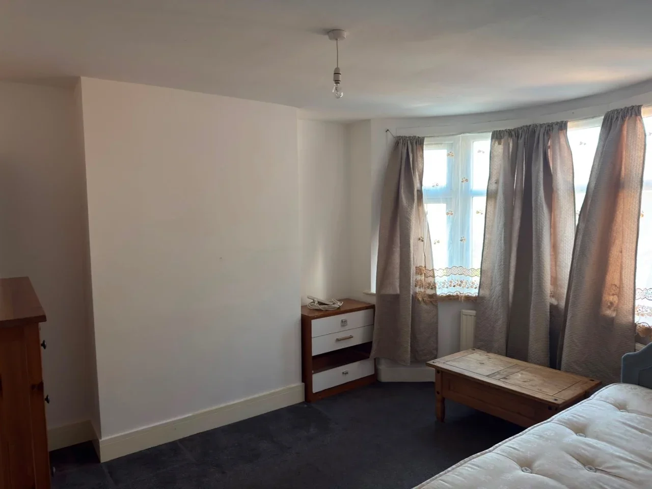 Room Park Street in Luton