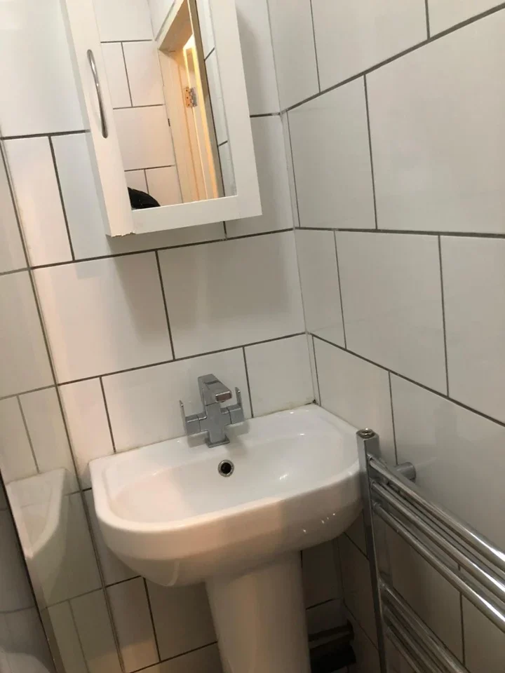 Room North Street in Greater London