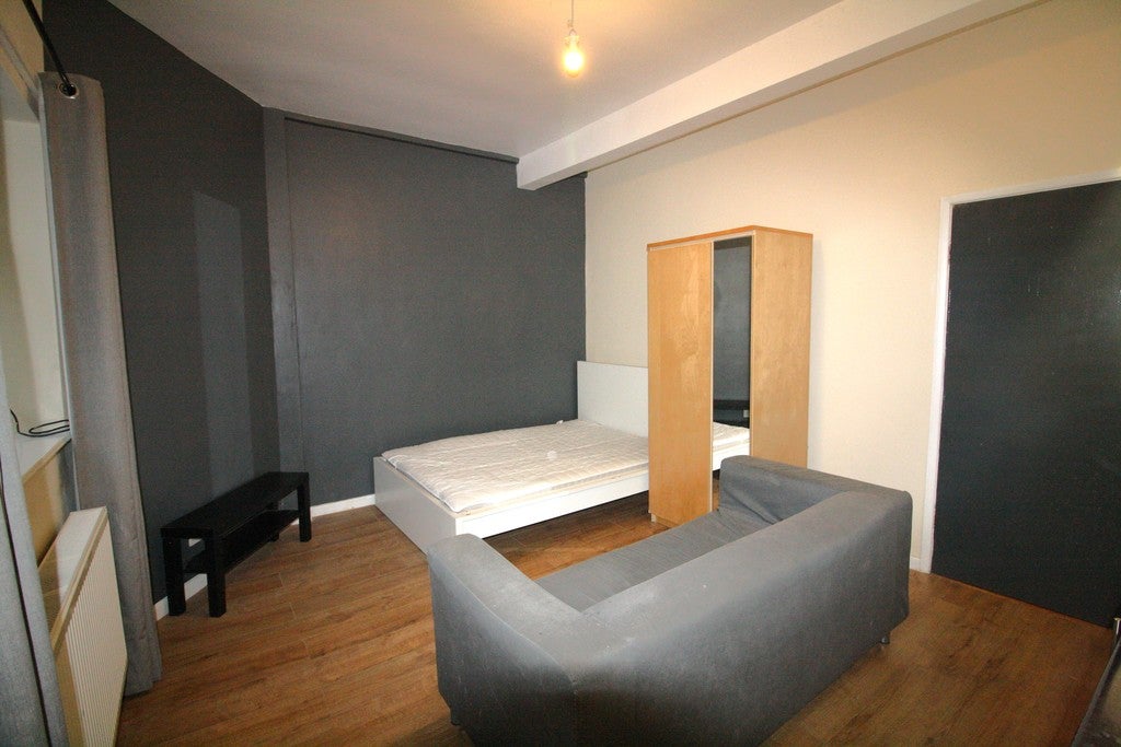 Room South Road in Sheffield