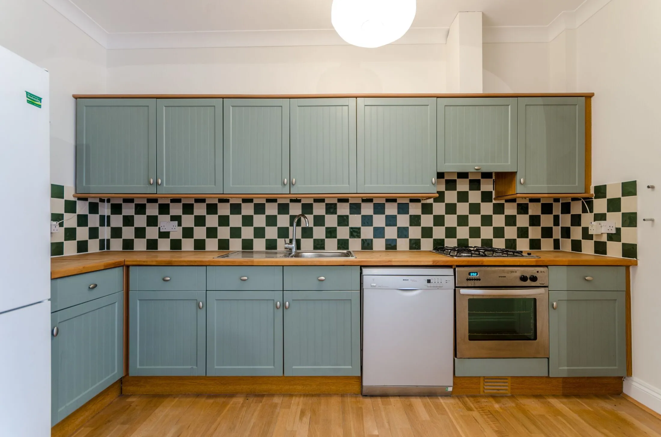 Flat Grosvenor Avenue in Greater London