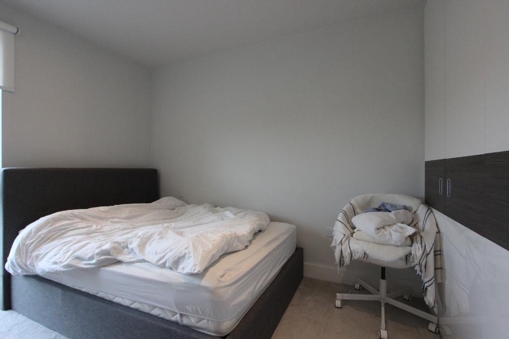 Flat Kidbrooke Park Road in Greater London