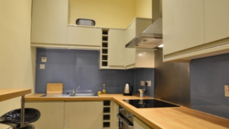 Flat Valleyfield Street in City of Edinburgh