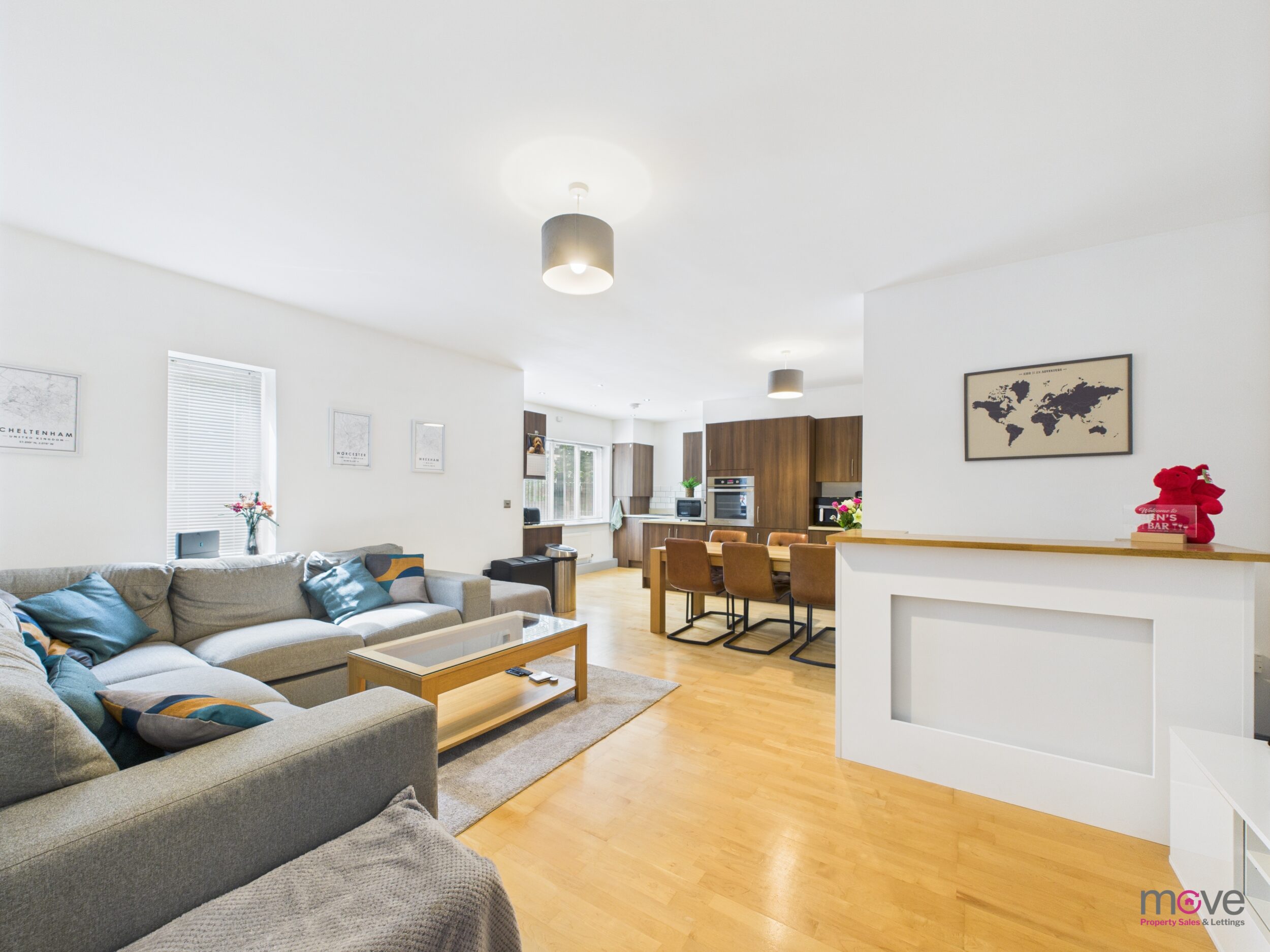Flat Kings Hollow in Cheltenham