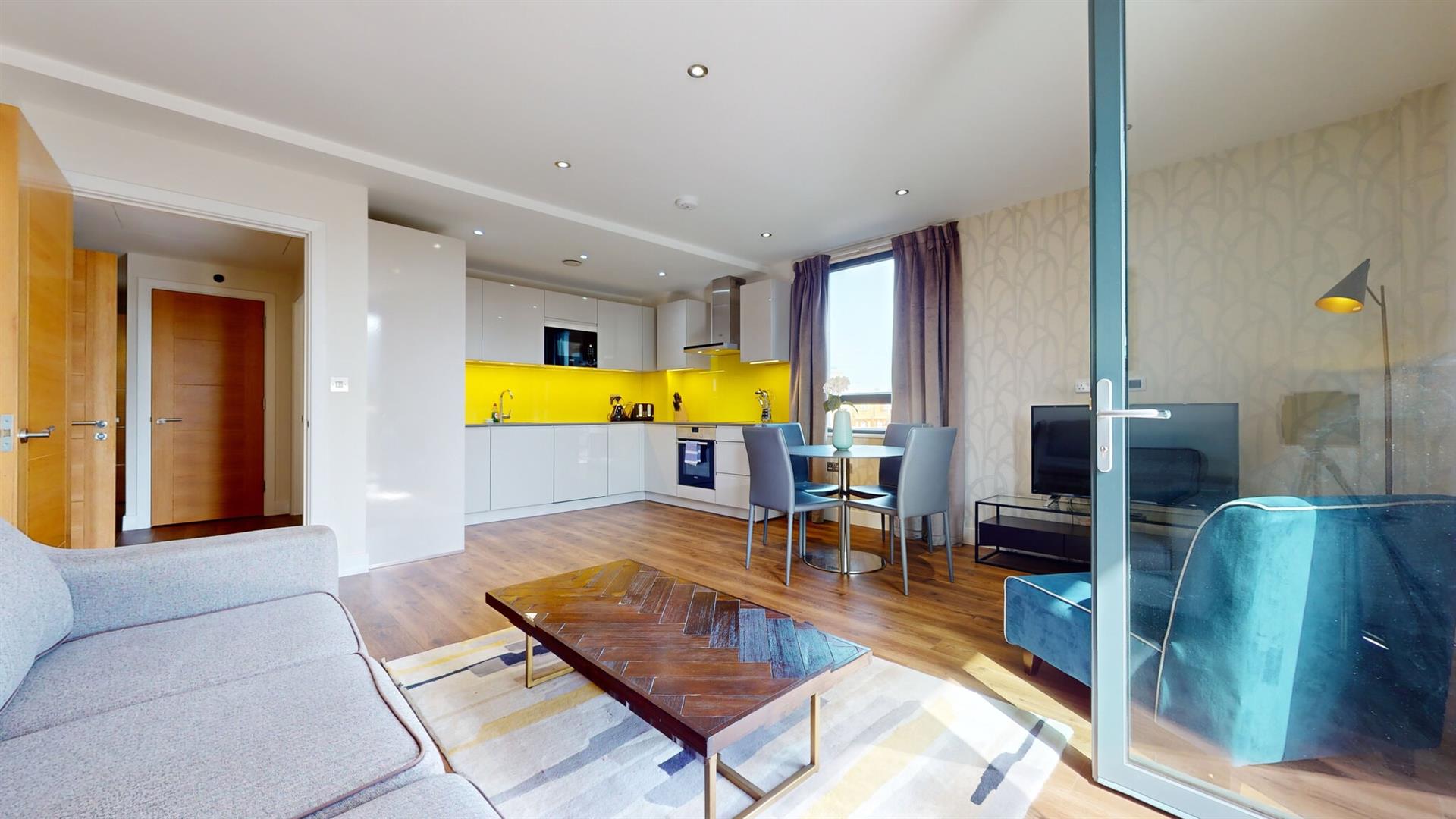 Flat Boyd Street in Greater London