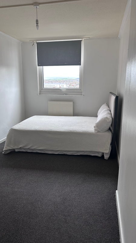 Room Brook Street East in Tameside