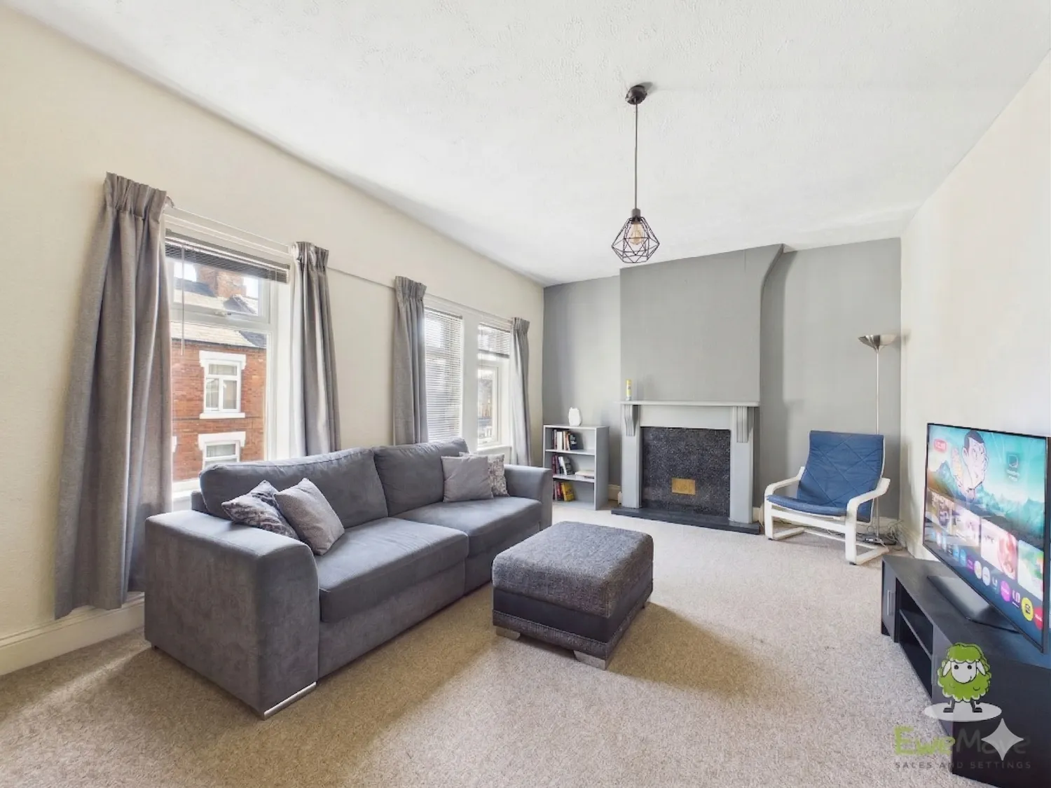 Flat West Avenue in Crewe