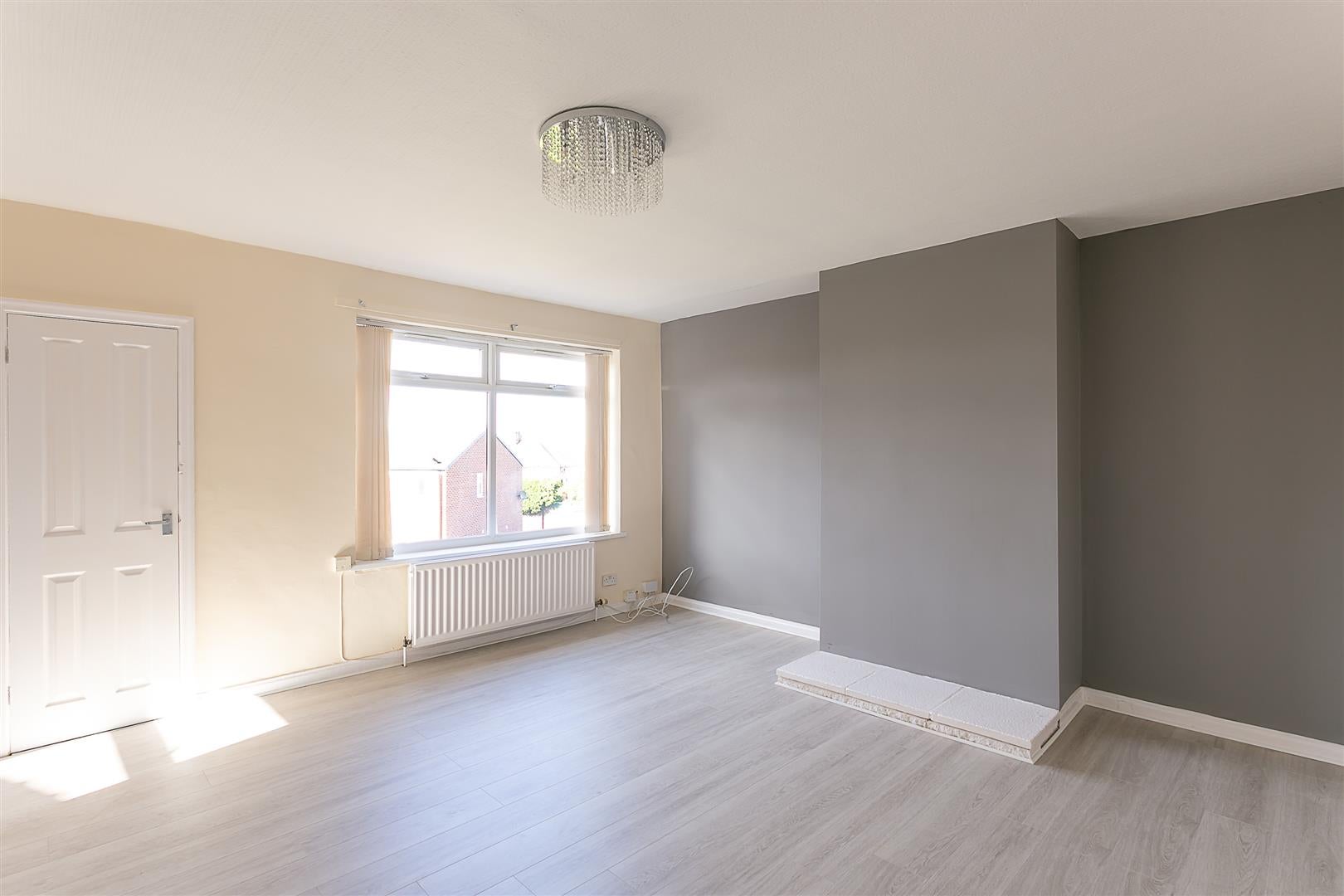 Flat Overfield Road in Newcastle upon Tyne