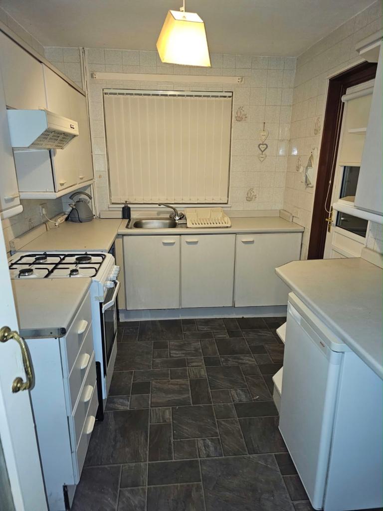 Flat Nightingale Place in Johnstone