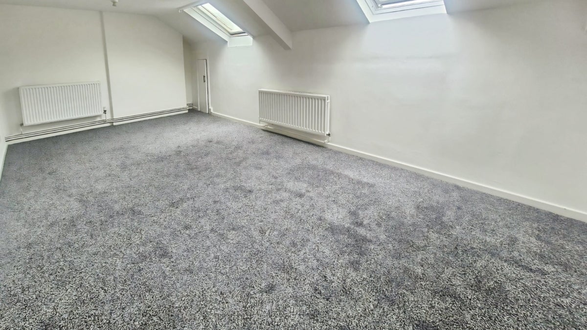 Flat Llwynypia Road in Tonypandy