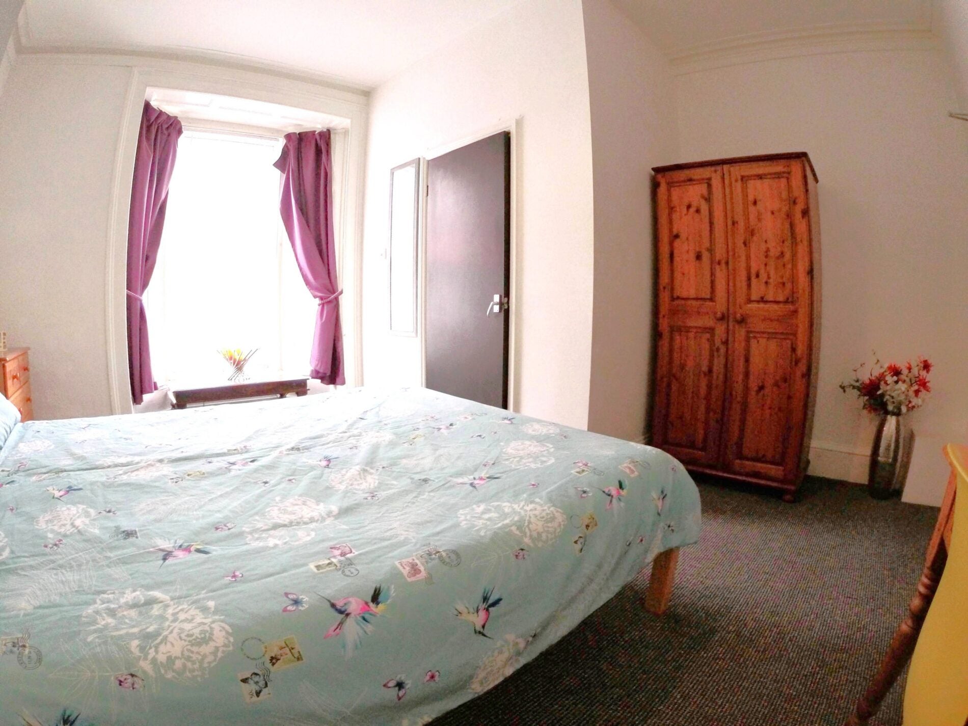 Room Monks Road in Lincoln