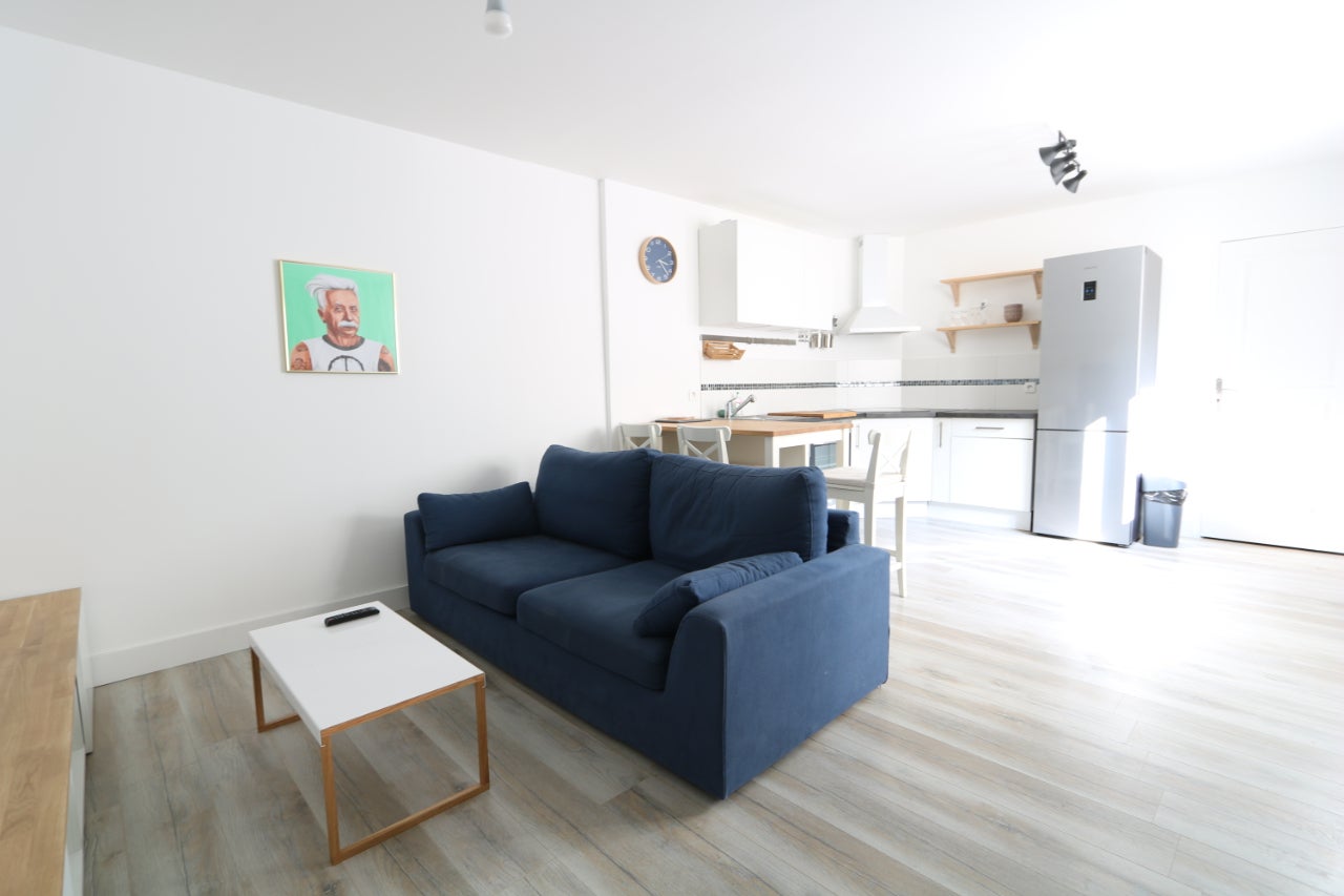 Flat Rue du Faubourg Bannier in Saran
