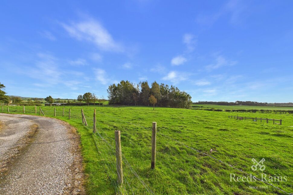 House Island Lane in Borough of Wyre