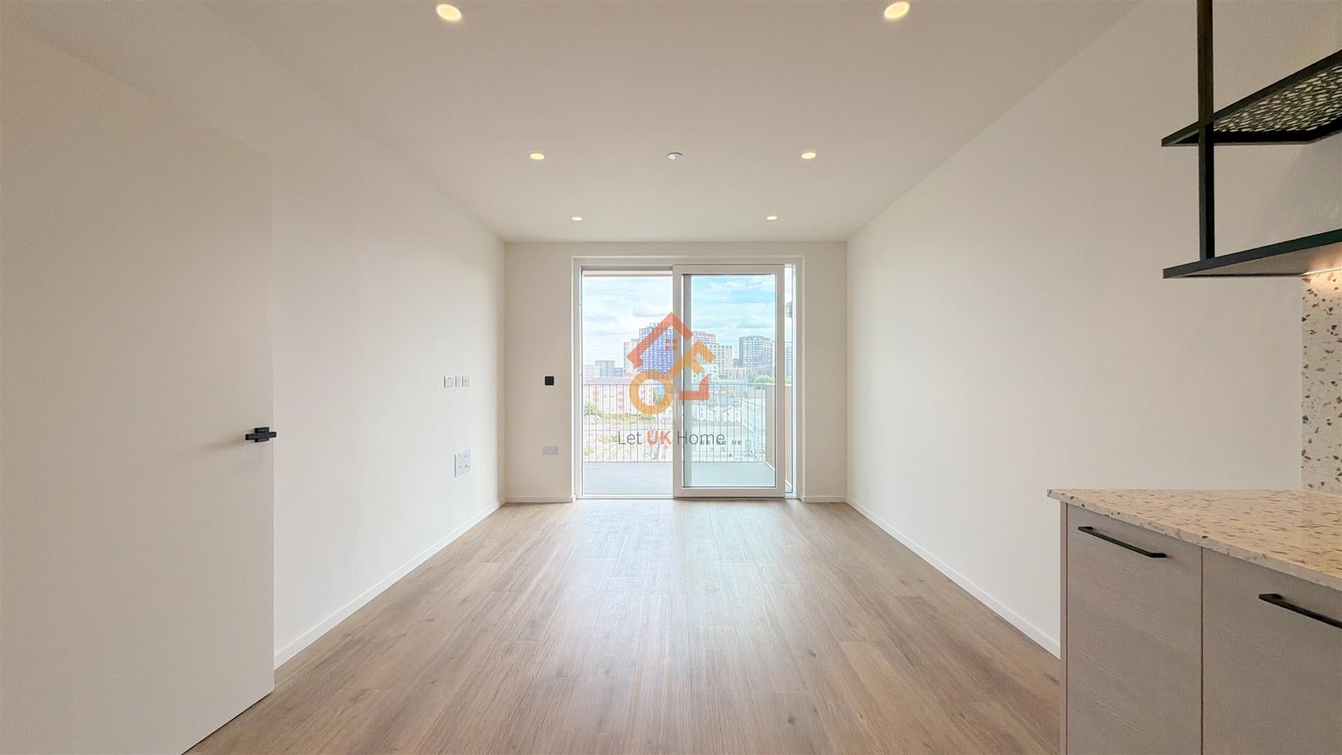 Flat Axio Way in London