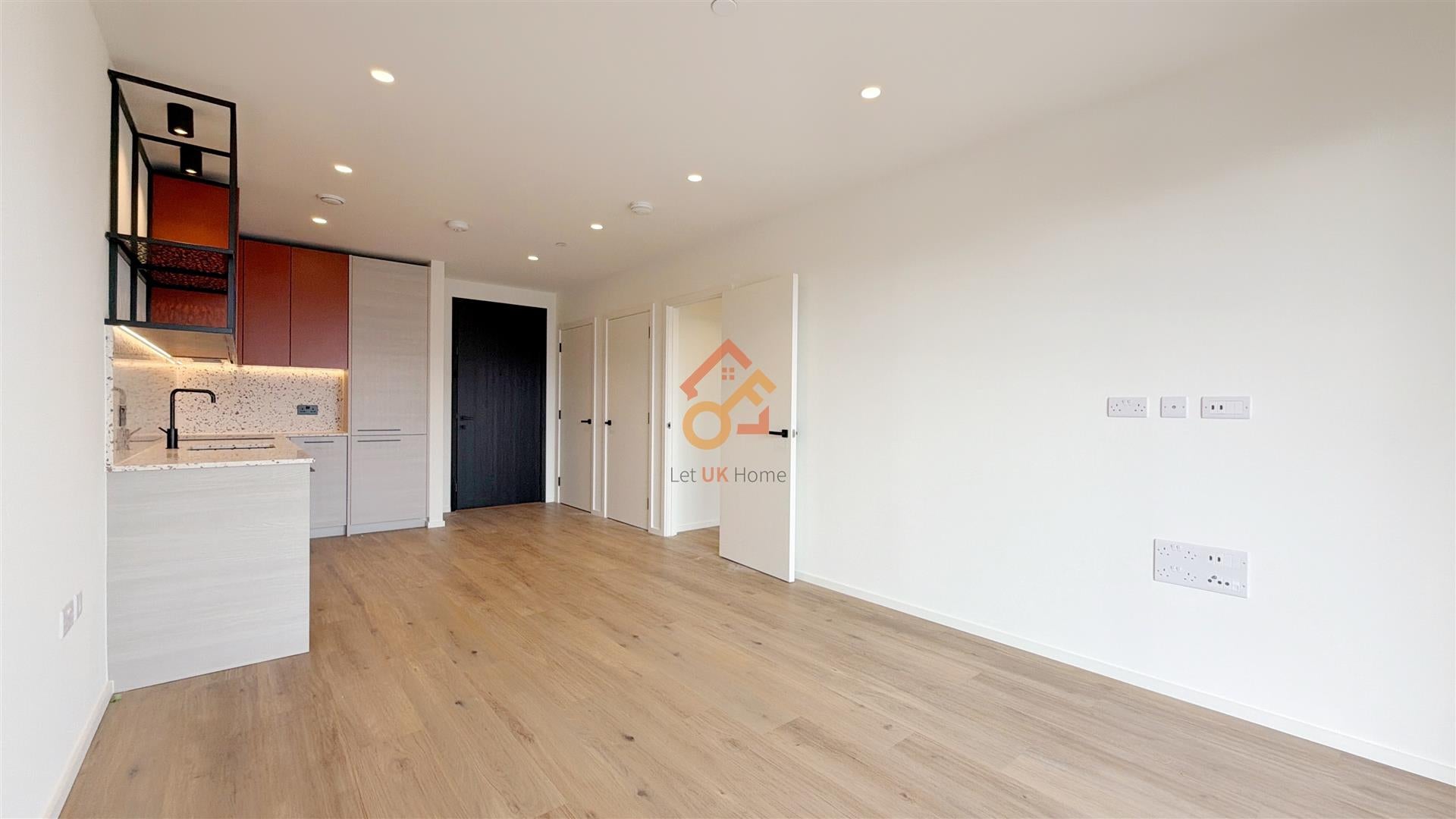 Flat Axio Way in London
