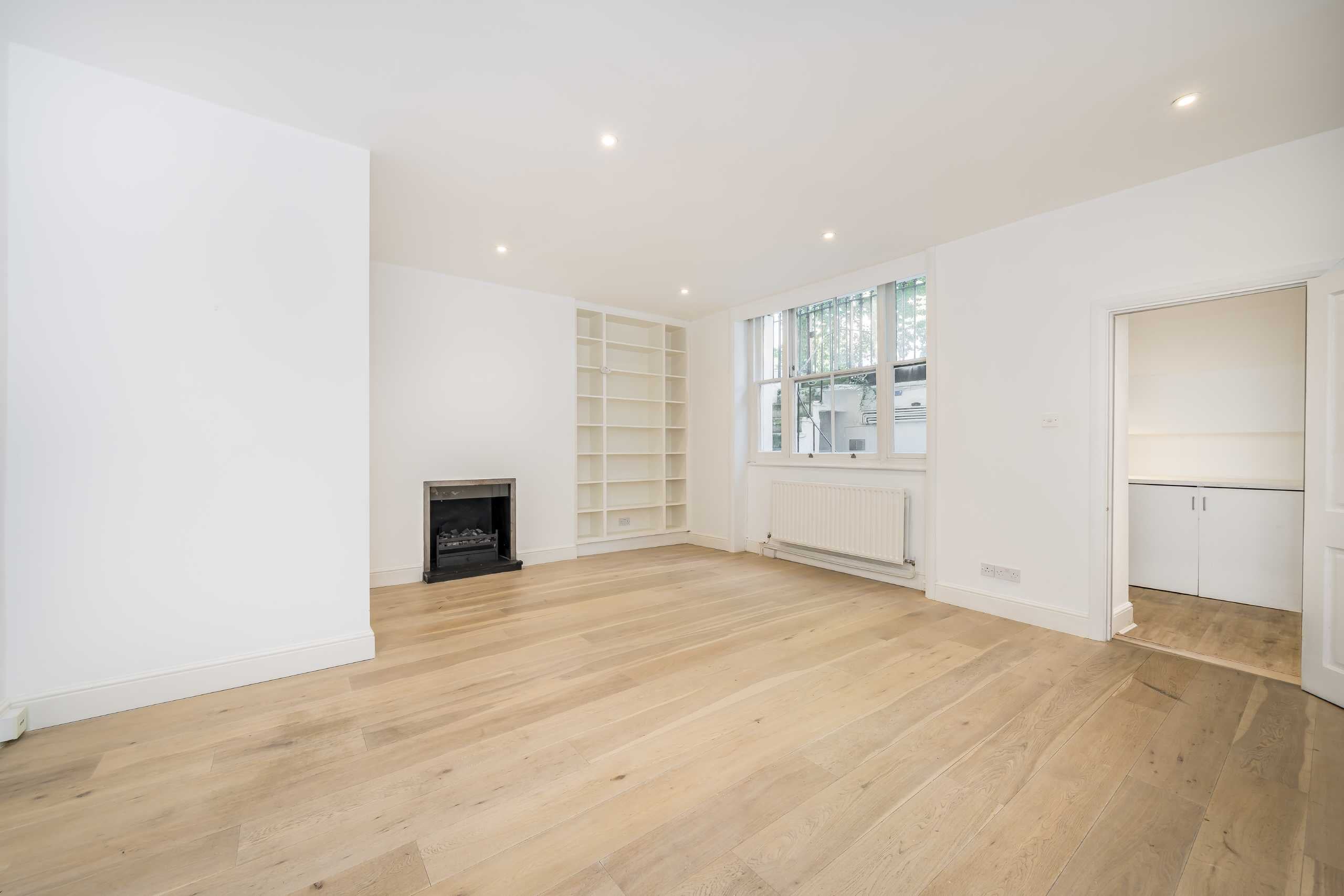 Flat St Stephen's Gardens in City of Westminster