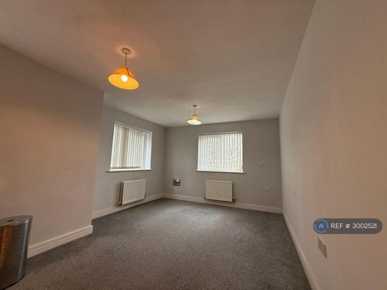 Flat Bridgeman Street in Farnworth
