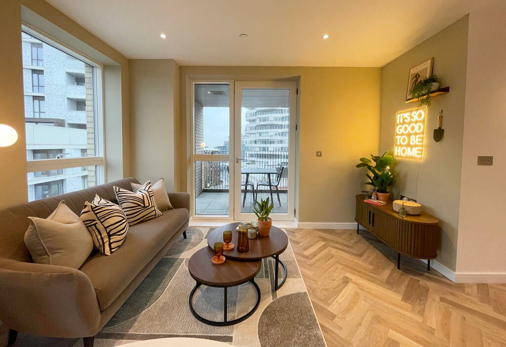 Flat Addiscombe Road in London
