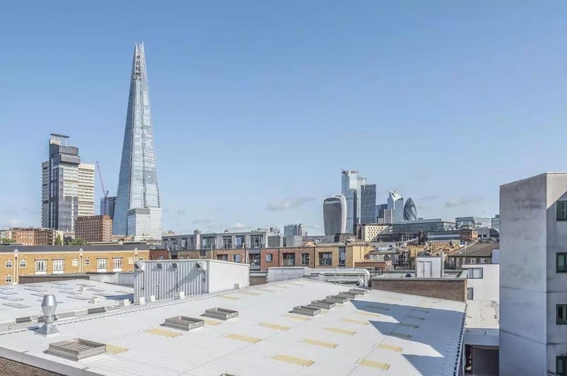 Room Royal Oak Yard in Greater London