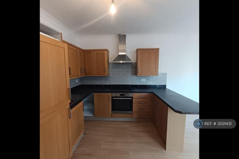 Flat Pitlake in Greater London