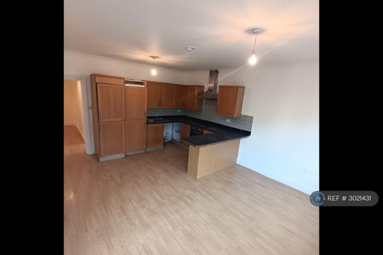 Flat Pitlake in Greater London