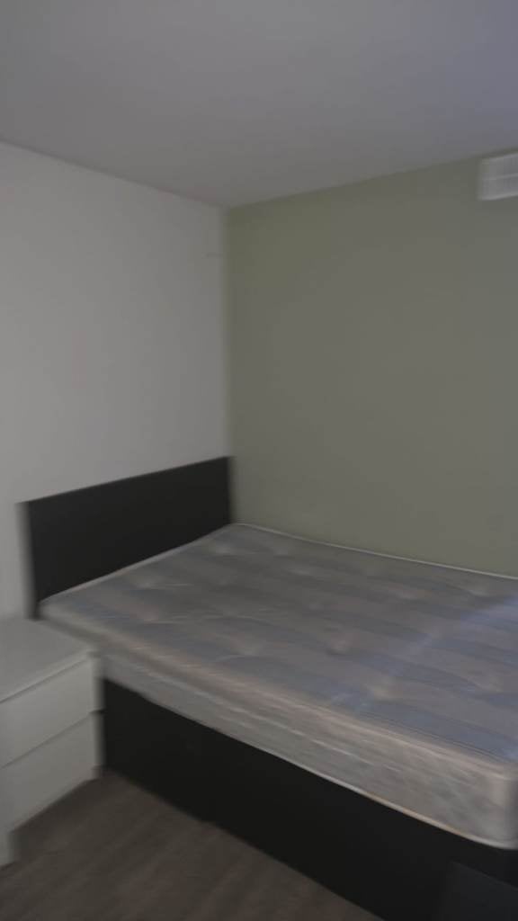 Flat Thackhall Street in Coventry
