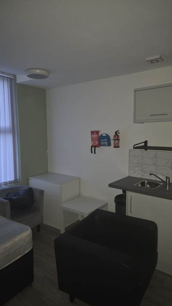 Flat Thackhall Street in Coventry