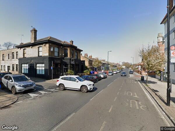 Flat Forest Hill Road in Greater London