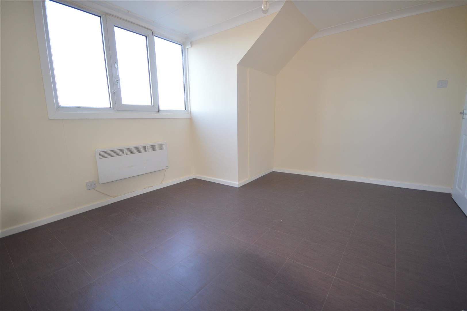 Flat Fryston Road in Wakefield