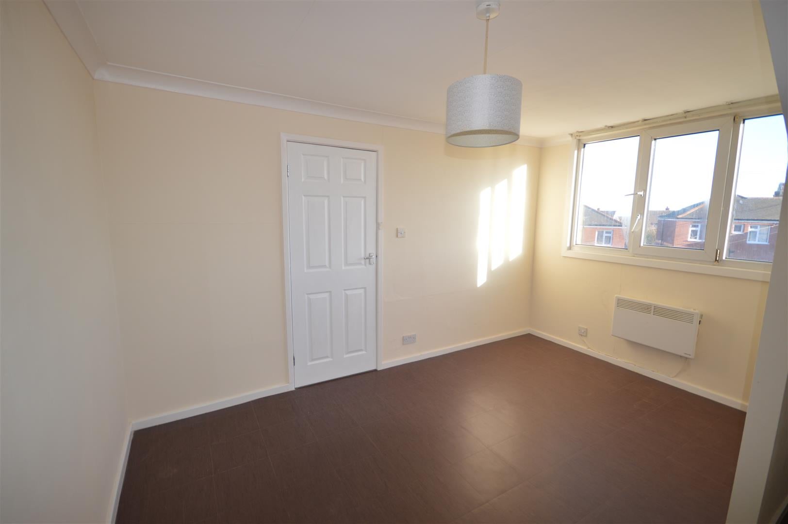 Flat Fryston Road in Wakefield