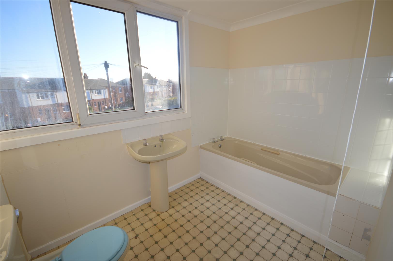 Flat Fryston Road in Wakefield