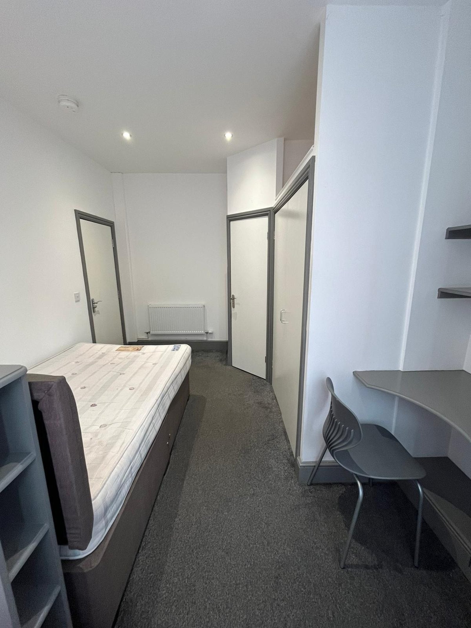 Room Stoke Road in Stoke-on-Trent