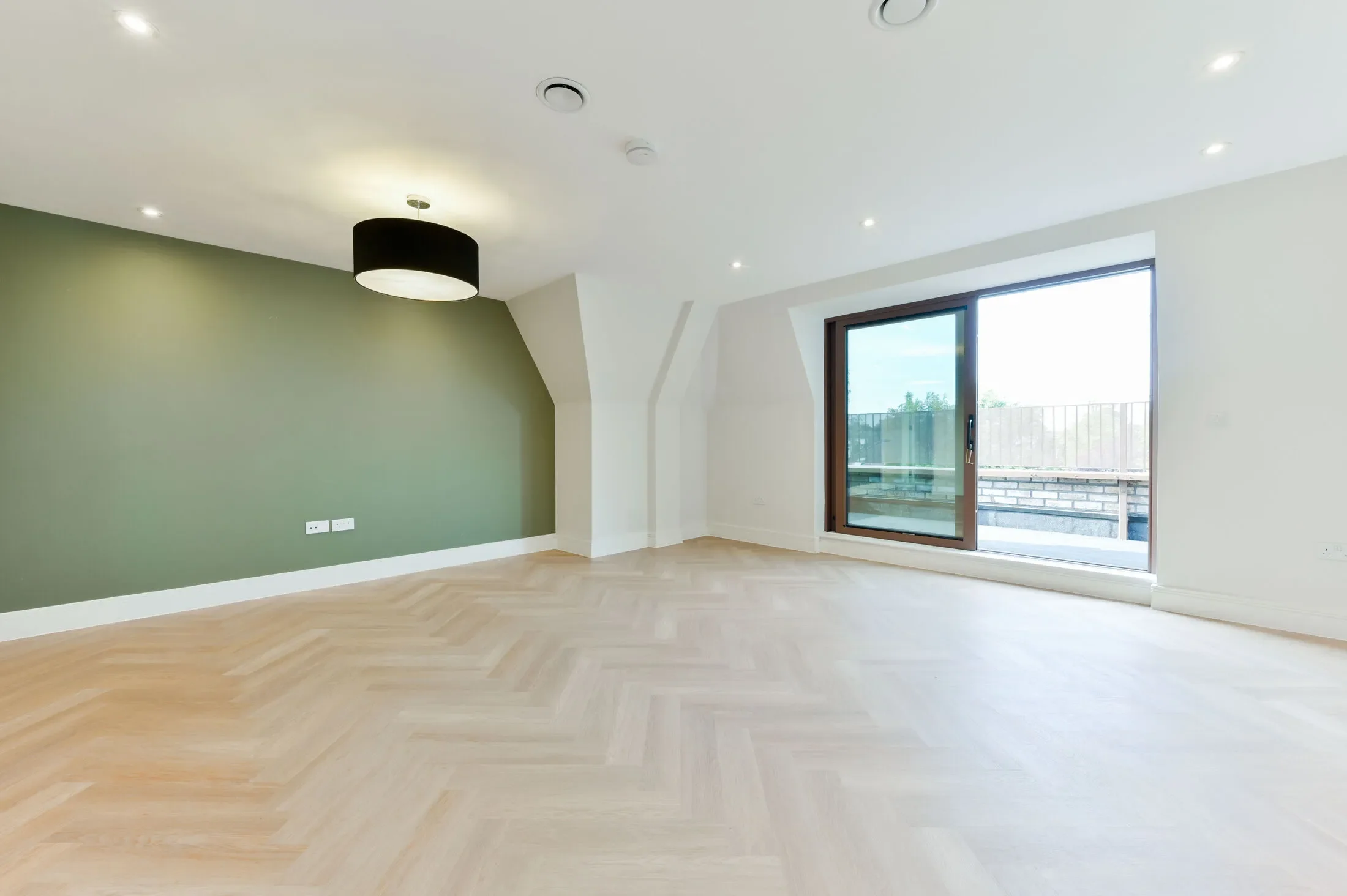 Flat Essex Road in Greater London