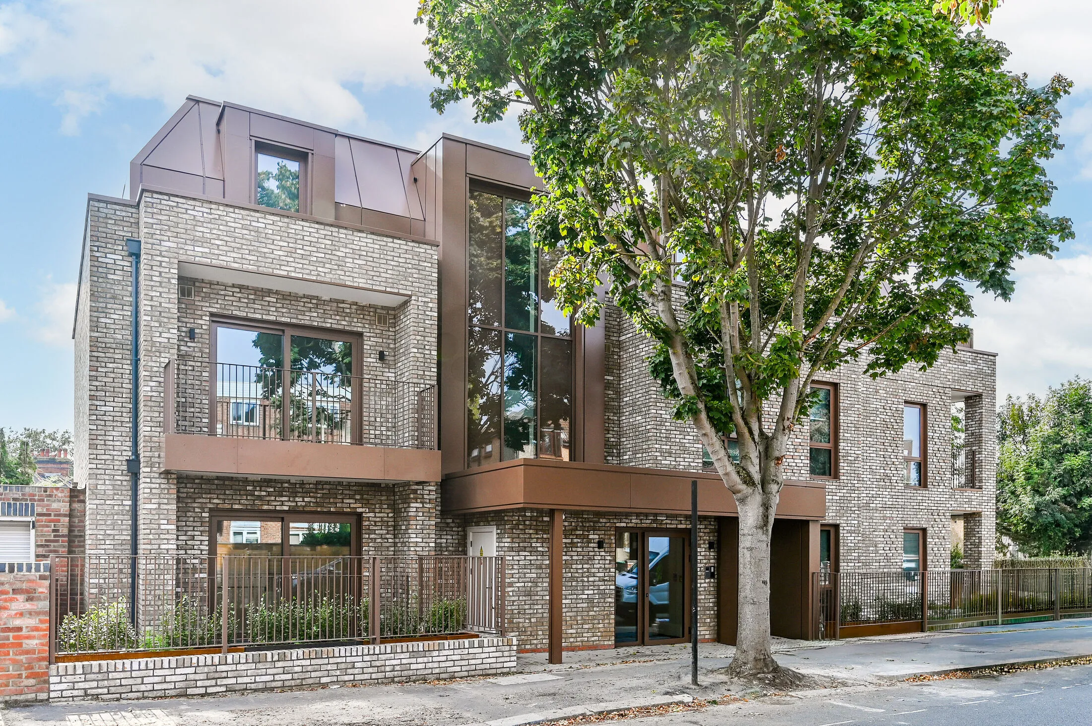 Flat Essex Road in Greater London