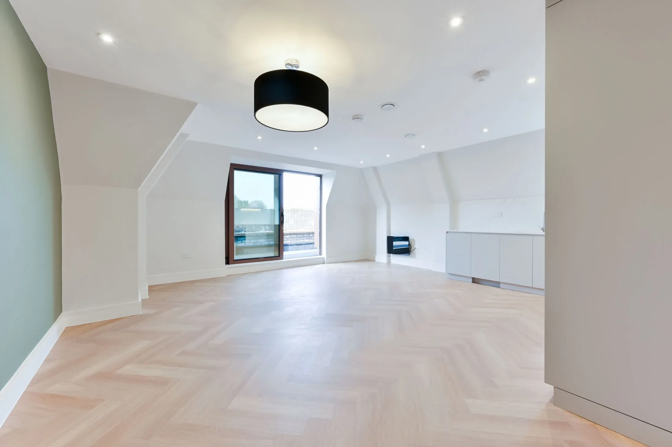 Flat Essex Road in Greater London