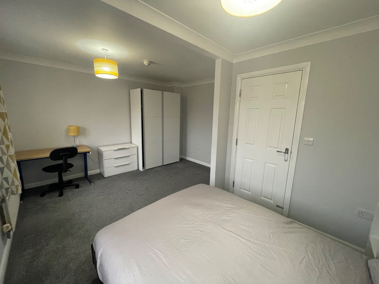 Room Cheviot Way in North Hertfordshire