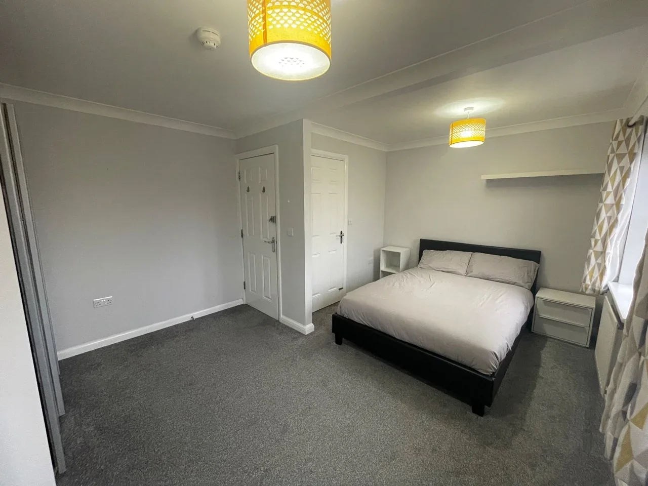 Room Cheviot Way in North Hertfordshire
