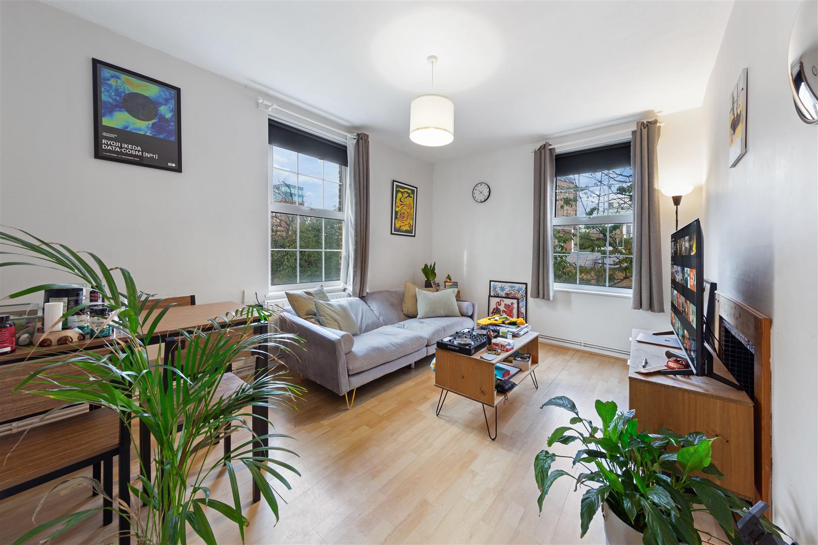 Flat Devonshire Drive in Greater London