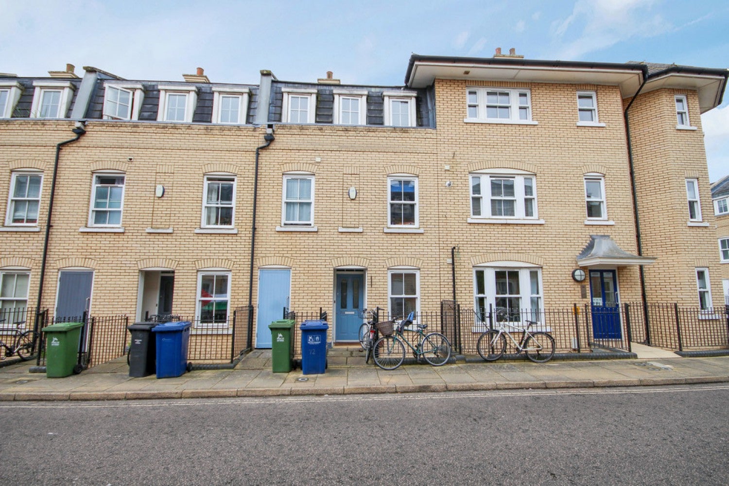 House St Matthew's Gardens in Cambridge