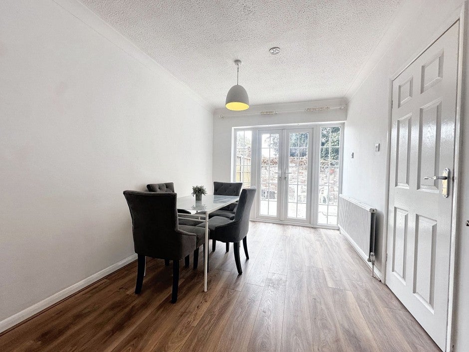 Flat Villier Street in Greater London
