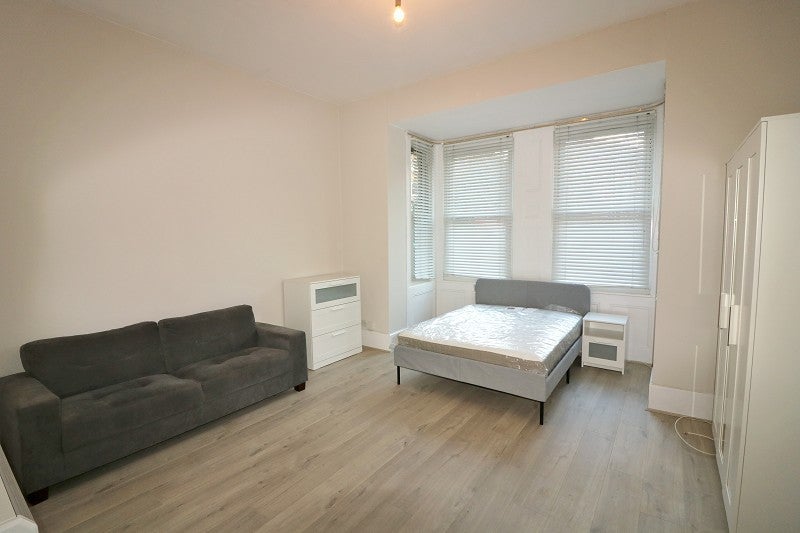 Flat The Broadway in Greater London