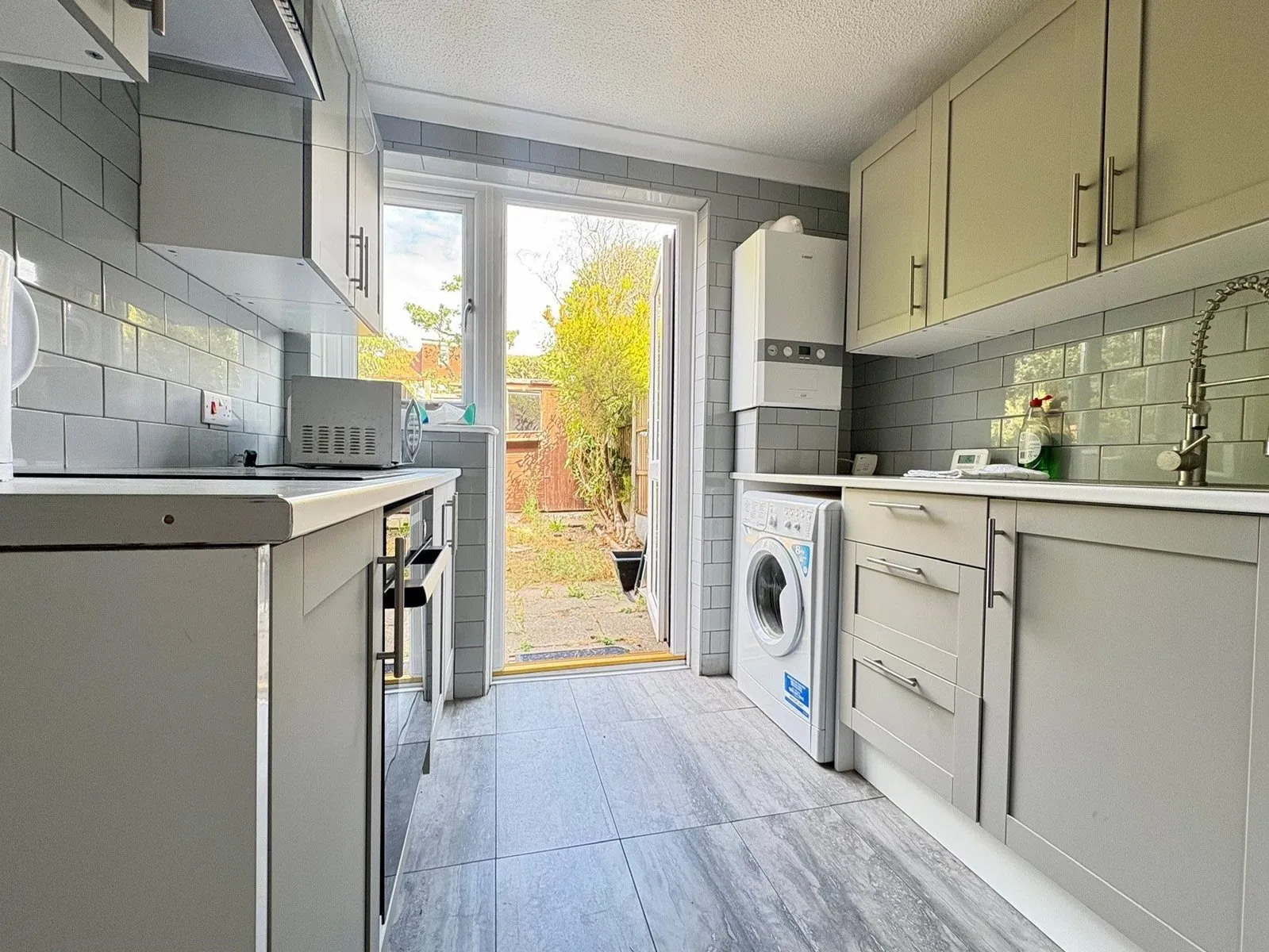 Flat Stapleford Close in Greater London
