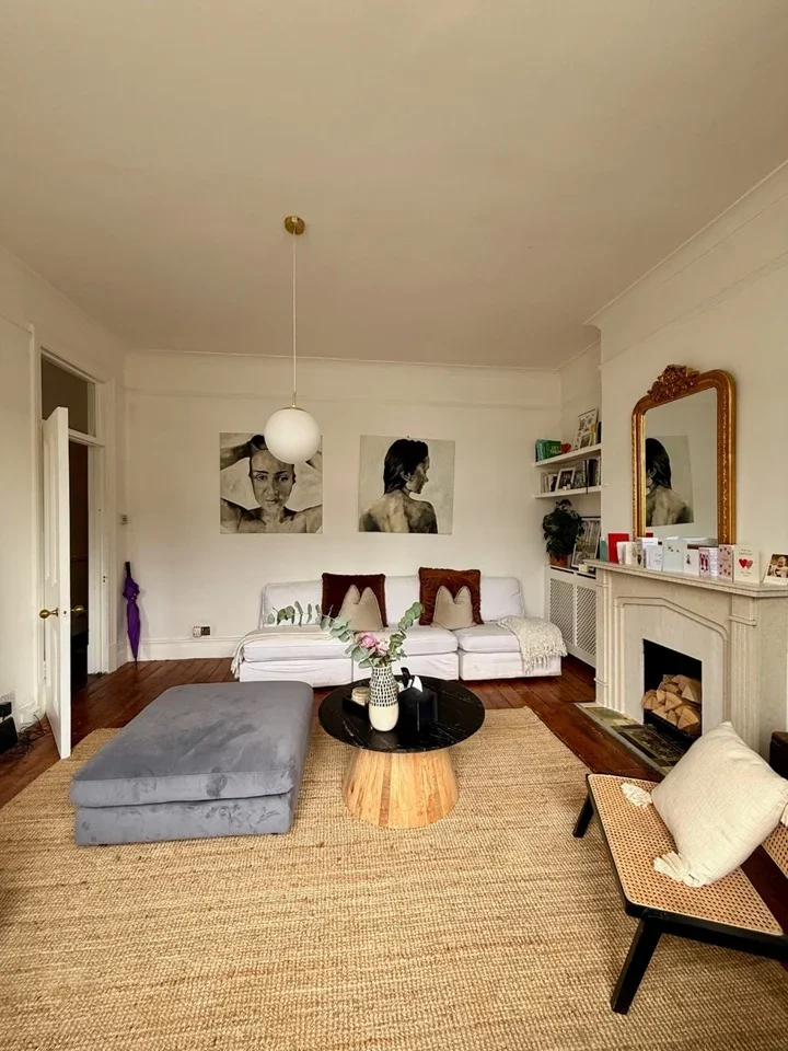 Flat Sternhold Avenue in Greater London