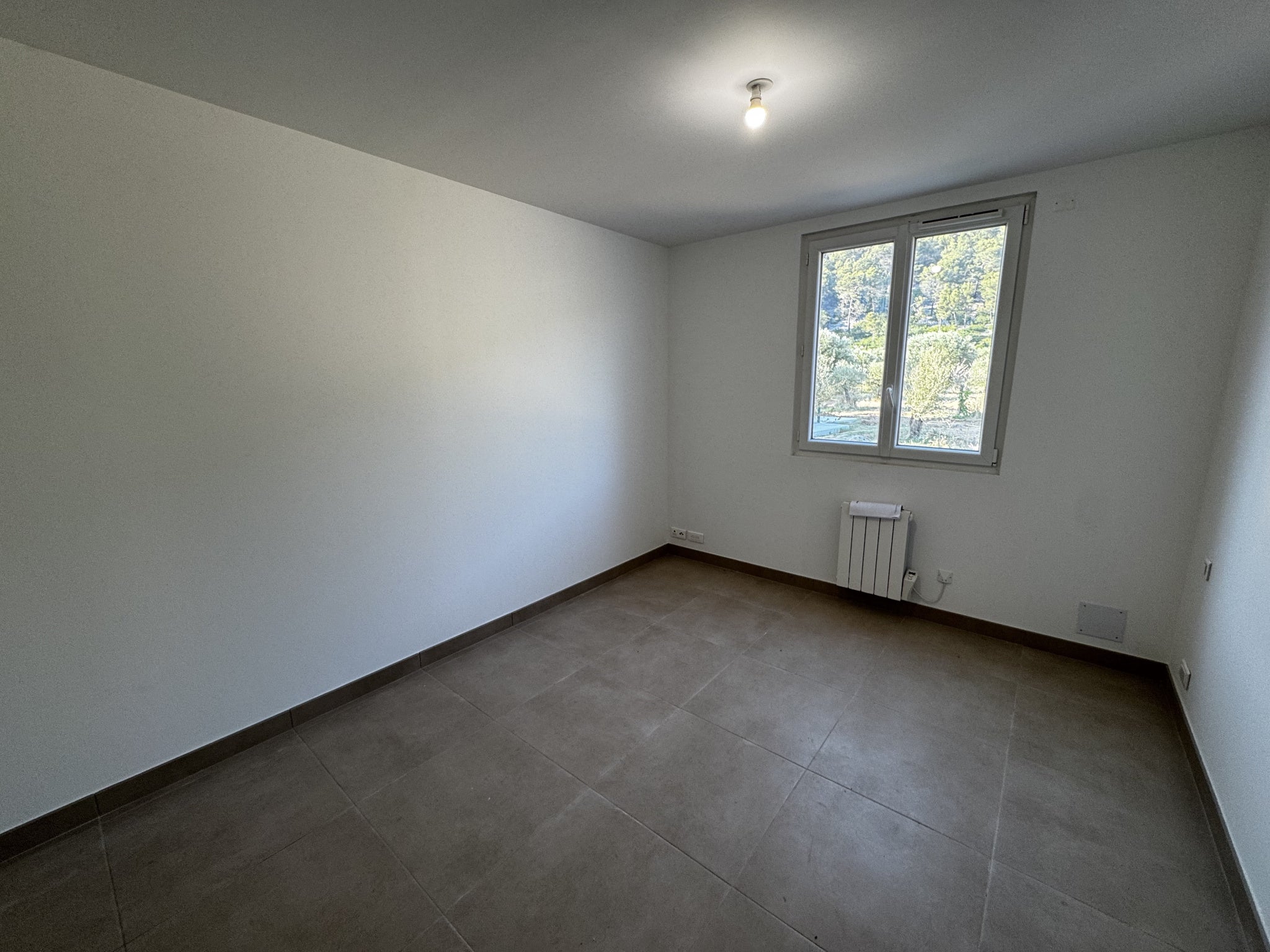 Appartement Avenue de la 2ème Division Blindée à Gémenos