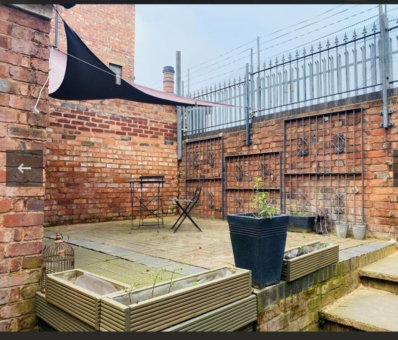 Room Warstone Lane in Birmingham