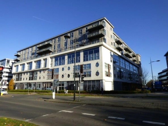 Flat Beckhampton Street in Swindon